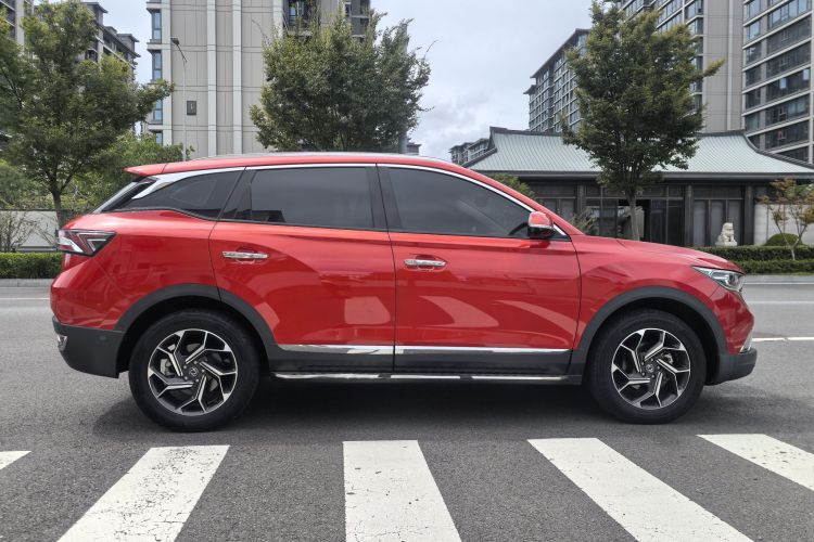 东风风神AX7 2019款 1.6T 自动AI领航型 国V车身外观6003