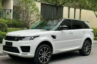 路虎 揽胜运动版 2022款 3.0 L6 耀黑版