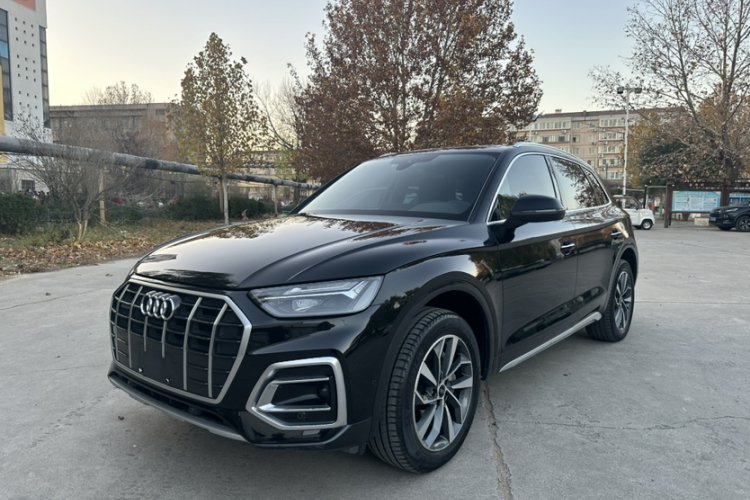 奥迪Q5L 2022款 改款 40T 豪华致雅型车身外观6004