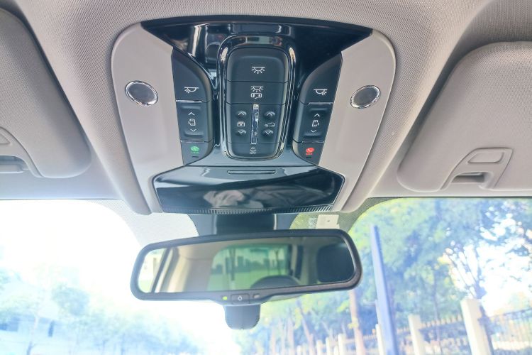 广汽传祺 传祺M8 2021款 大师系列 390T 尊贵版局部细节9013