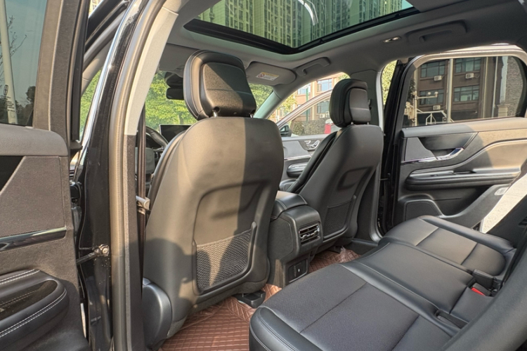 林肯 冒险家 2022款 改款 2.0T 两驱尊享版中控内饰7006