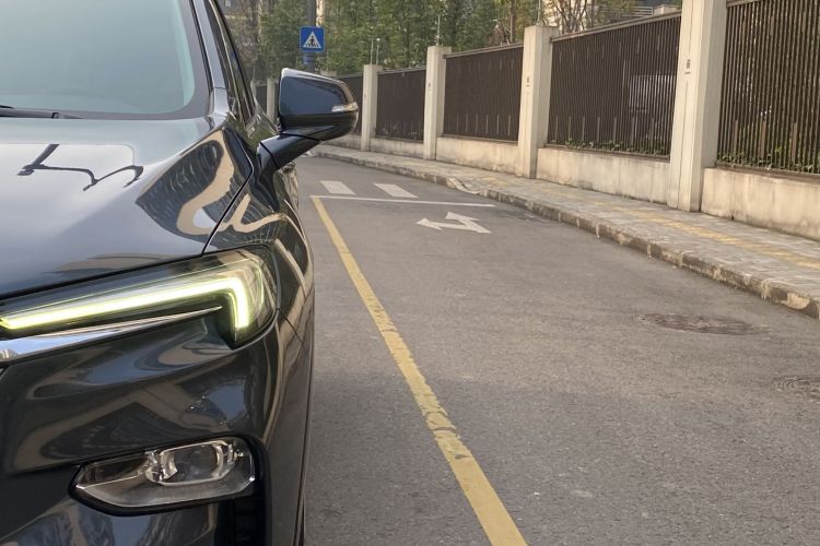 别克 昂科旗 2020款 28T 四驱尊贵型局部细节36