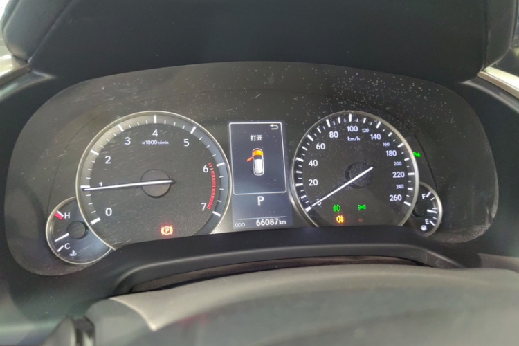 雷克萨斯RX 2016款 300 四驱典雅版 国V中控内饰15