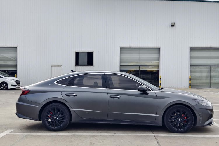 现代 索纳塔 2022款 270TGDi DCT 20周年纪念款车身外观6003