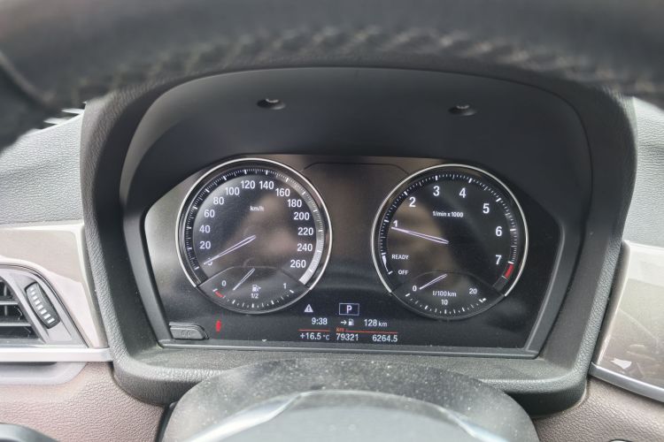 宝马X1 2019款 sDrive18Li 尊享型中控内饰15