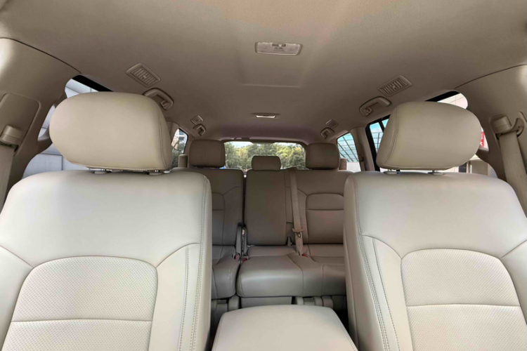 丰田 兰德酷路泽（平行进口）中控内饰7011