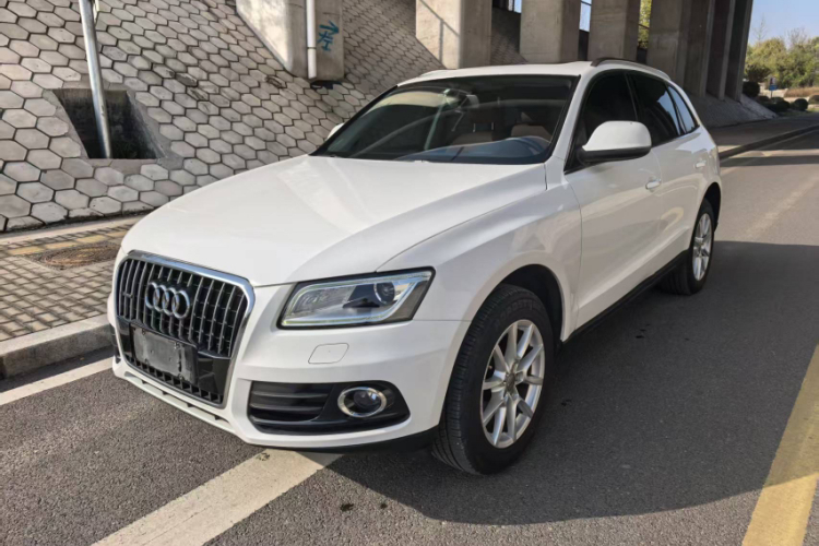 奥迪Q5 2015款 40 TFSI 进取型车身外观6001