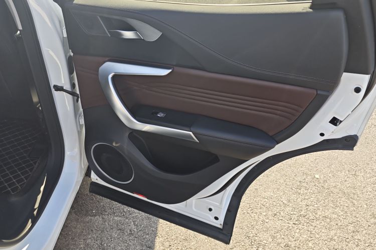 魏牌 VV5 2021款 1.5T 两驱智先锋中控内饰7005