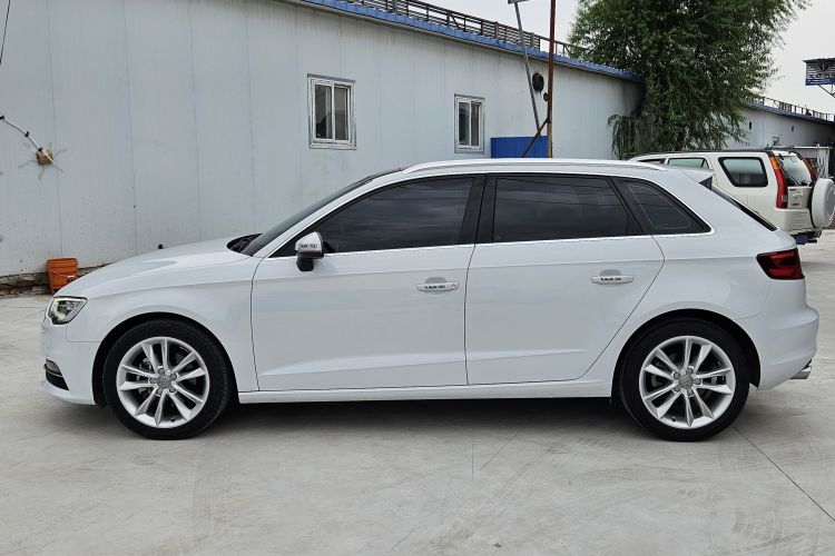 奥迪A3 2016款 Sportback 35 TFSI 风尚型车身外观6004