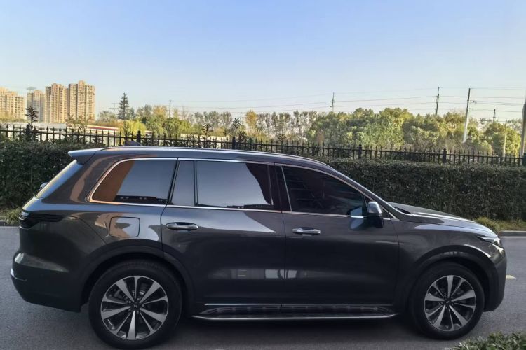 理想汽车 理想ONE 2021款 增程6座版车身外观6005