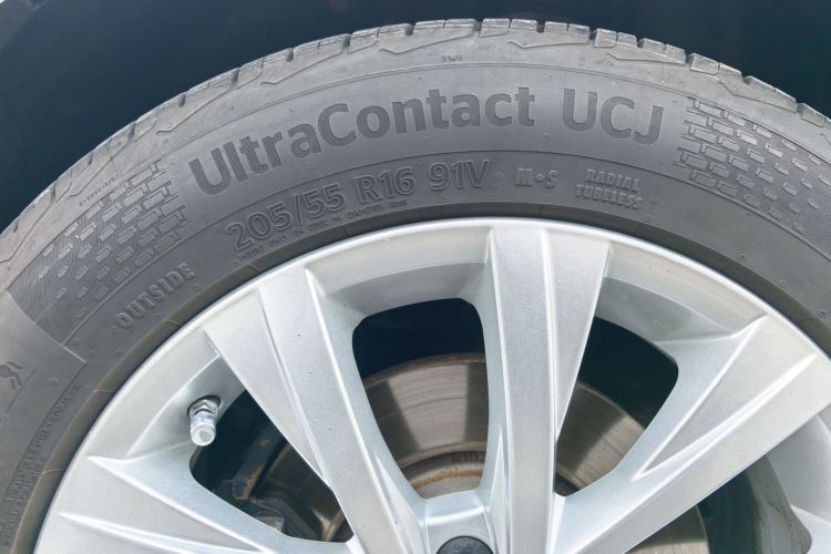 大众 朗逸 2017款 1.6L 手动舒适版车身外观6009