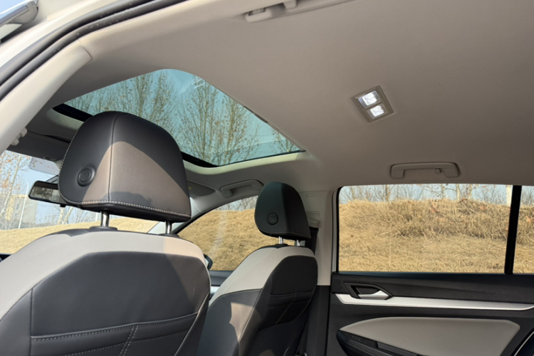 大众 高尔夫 2024款 280TSI DSG Pro 50年传奇版局部细节22