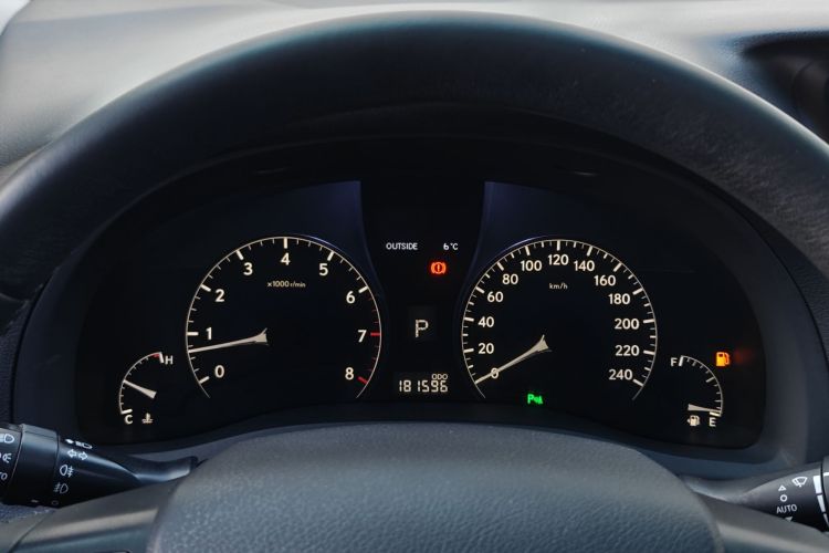 雷克萨斯RX经典 2011款 270 豪华版中控内饰15