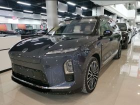 蔚来ES8 2026款 六座行政签名版