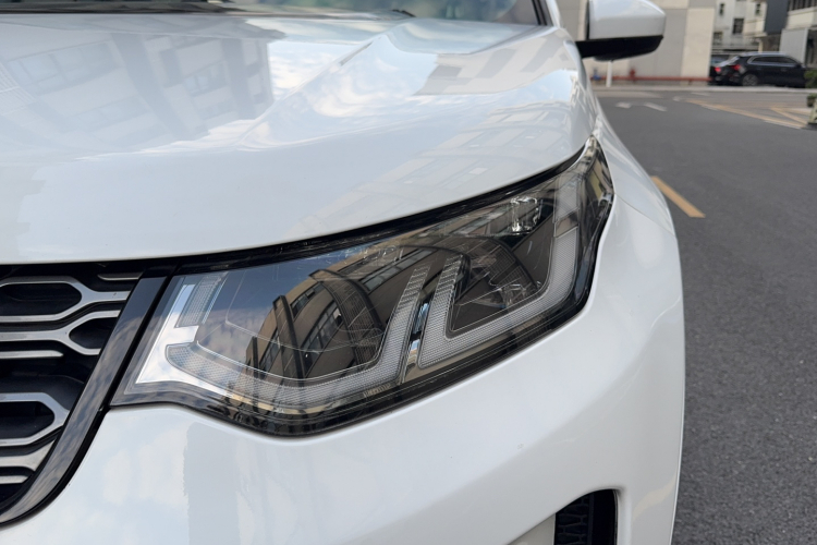 路虎 发现运动版 2020款 249PS R-Dynamic 性能科技版 7座局部细节36