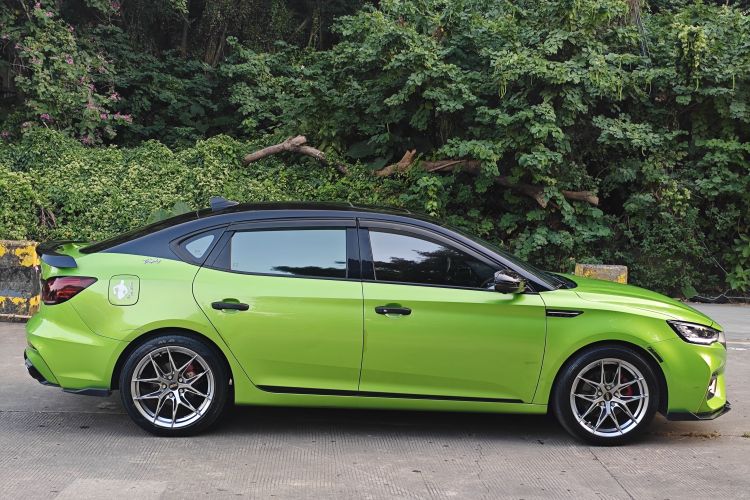 名爵6新能源 2020款 1.5T 混动Trophy旗舰版车身外观6006