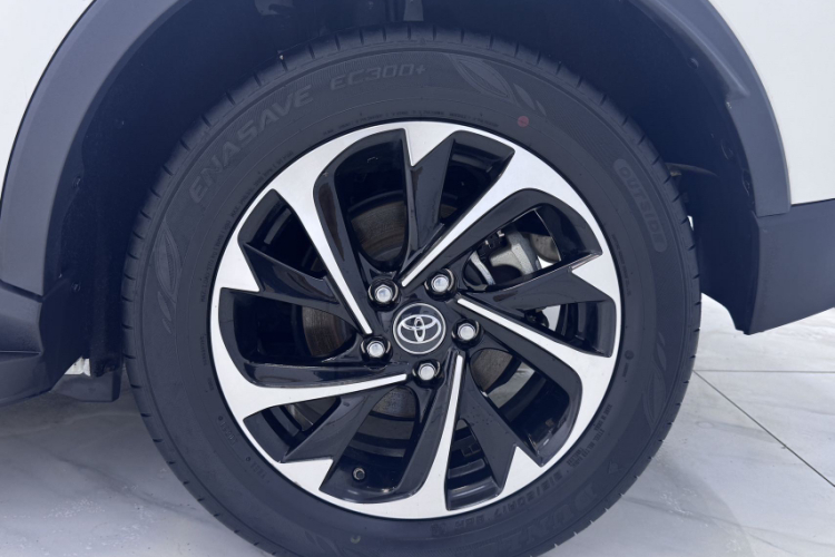 丰田 奕泽IZOA 2020款 2.0L 奕享版车身外观6007