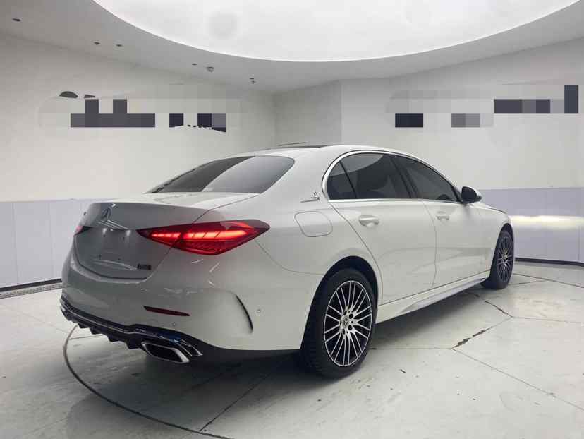 奔驰C级 2024款 改款三 C 260 L 运动版(3)