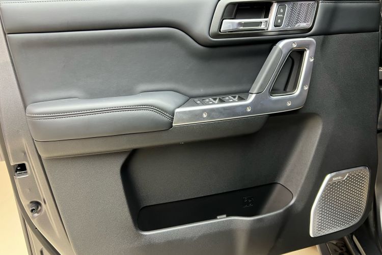 212 T01 2024款 2.0T 机械师中控内饰7014