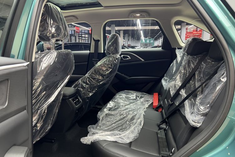 哈弗枭龙MAX 2025款 Hi4 165 Plus 长续航版中控内饰7008