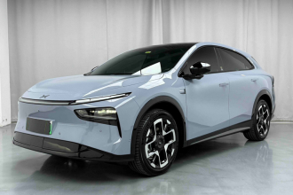 小鹏G7 2025款 702 超长续航 Ultra