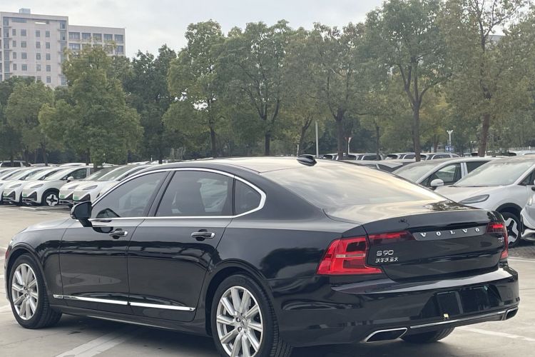 沃尔沃S90 2020款 改款 T5 智远豪华版车身外观6005