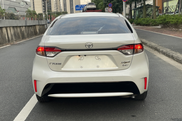 丰田 雷凌 2021款 185T CVT豪华版车身外观6007