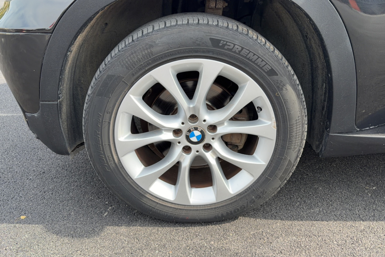 宝马X5(进口) 2011款 xDrive35i 领先型车身外观6008