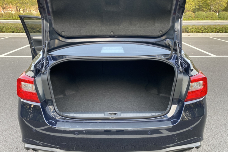 斯巴鲁 力狮 2020款 改款 2.5i 全驱风尚版局部细节23