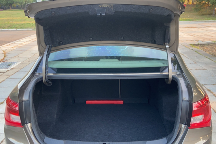 别克 英朗 2016款 15N 自动精英型局部细节23