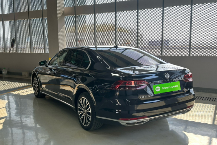 大众 辉昂 2018款 改款 380TSI 两驱商务版车身外观6008