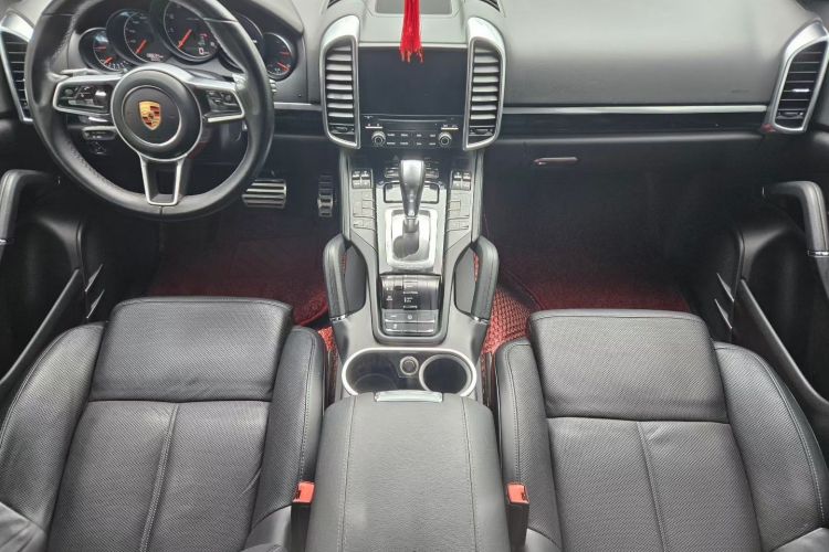 保时捷 2016款 Cayenne 3.0T中控内饰7001