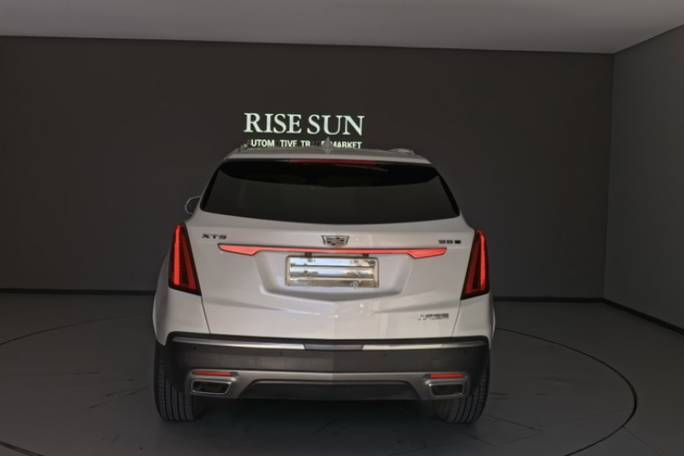 凯迪拉克XT5 2021款 28T 豪华型车身外观6006