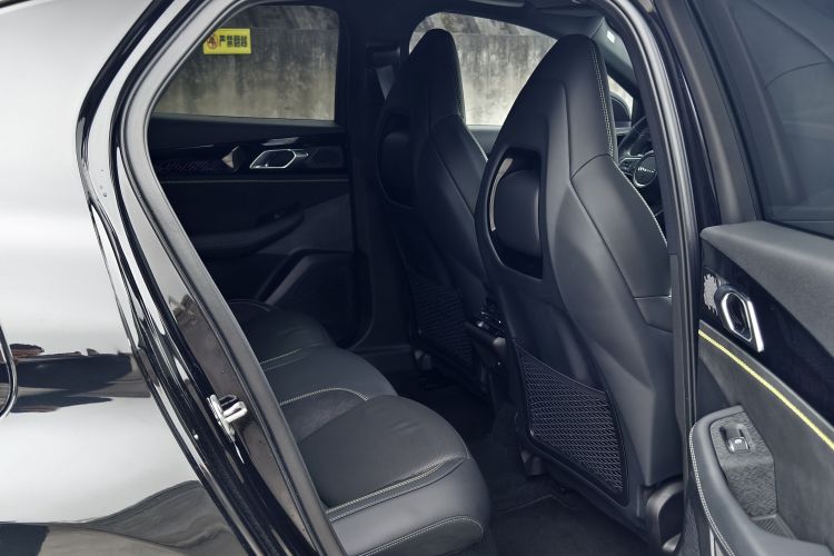 领克03 2023款 2.0TD DCT劲Pro中控内饰7001