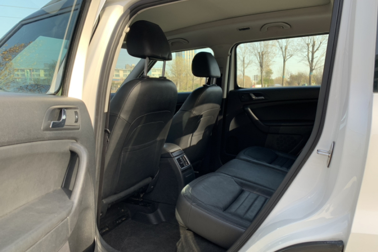 斯柯达 Yeti 2014款 1.4TSI DSG极地版中控内饰7006