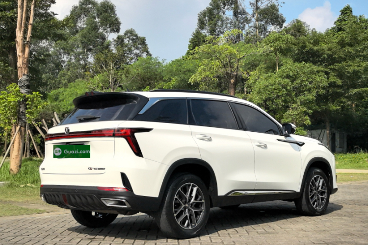 长安CS75 PLUS 2022款 第二代 1.5T 自动领航型车身外观6005