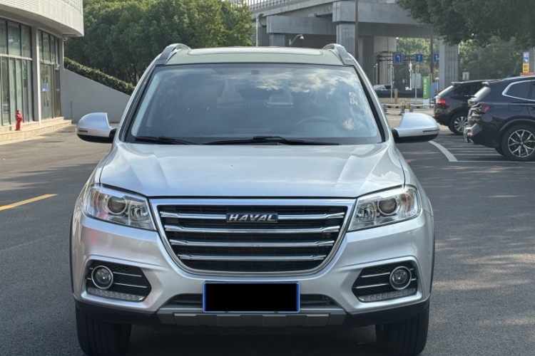 哈弗H6 2021款 运动版 1.5T 手动精英智联型 U型格栅车身外观6004