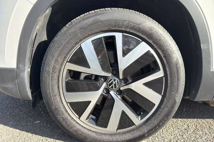 大众 探岳 2023款 330TSI 两驱豪华Plus进阶版车身外观6006