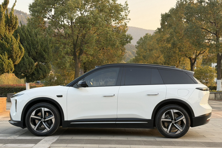 蔚来ES6 2024款 75kWh车身外观6003