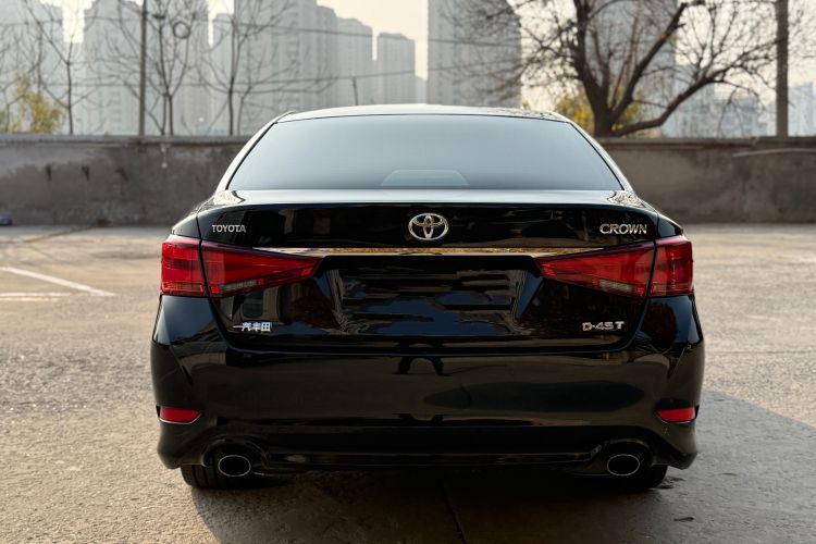 丰田 皇冠 2018款 2.0T 运动版车身外观6004