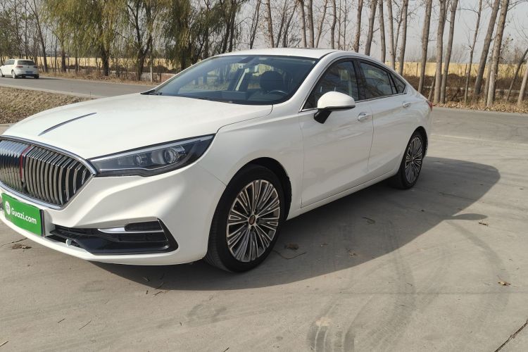 红旗H5 2022款 经典款 改款 1.5T DCT旗韵版车身外观1