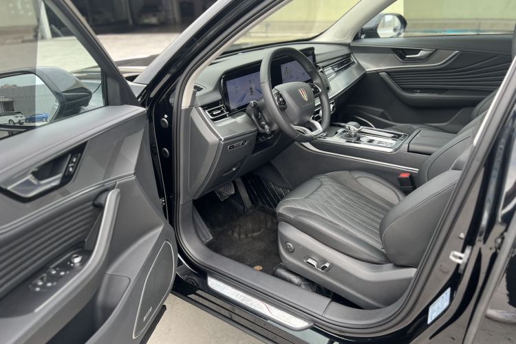 红旗HS5 2023款 2.0T 旗享Pro版中控内饰7002