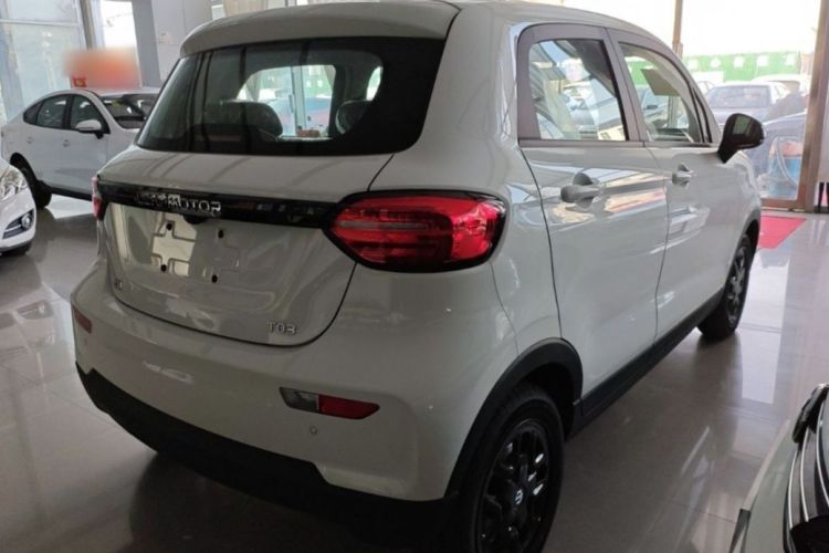 零跑汽车 零跑T03 2025款 310舒享版车身外观6005