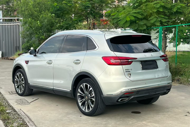 红旗HS5 2019款 2.0T 智联旗享四驱版车身外观6008