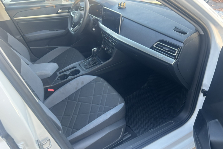 大众 朗逸 2023款 改款 1.5L 自动得逸版中控内饰7008