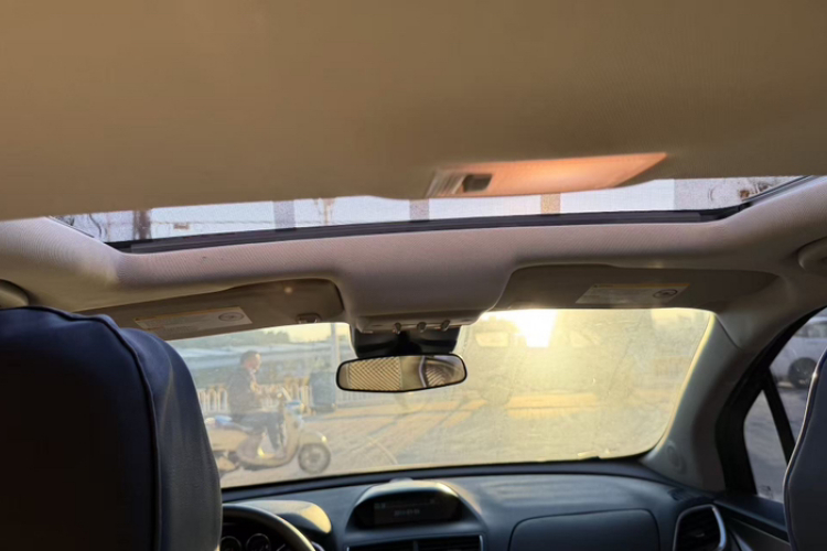 别克 昂科拉 2013款 1.4T 手动两驱进取型中控内饰7006