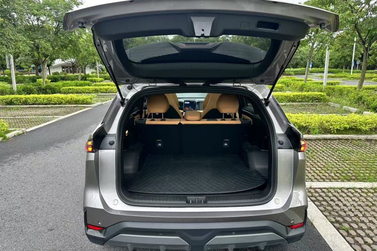 吉利银河 银河L7 2023款 1.5T 115km PLUS中控内饰7007