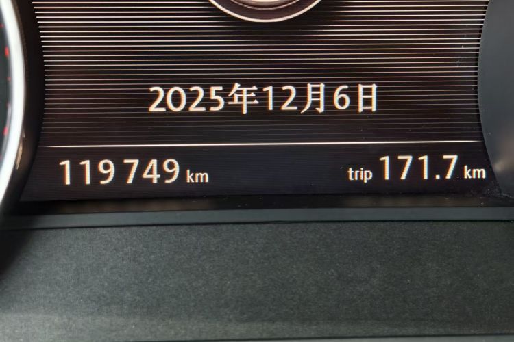 大众 途锐 2017款 3.0TSI 拓界版中控内饰15