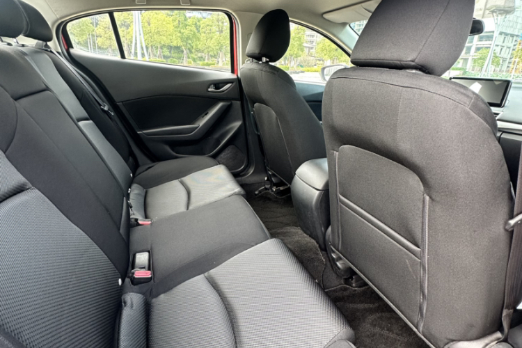 马自达3 昂克赛拉 2017款 三厢 1.5L 自动舒适型 国V车身外观6001