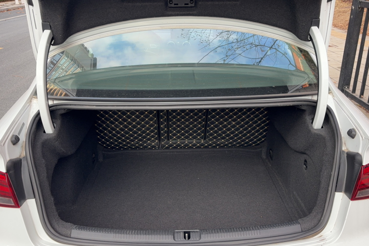 奥迪A3 2016款 Limousine 35 TFSI 进取型局部细节23